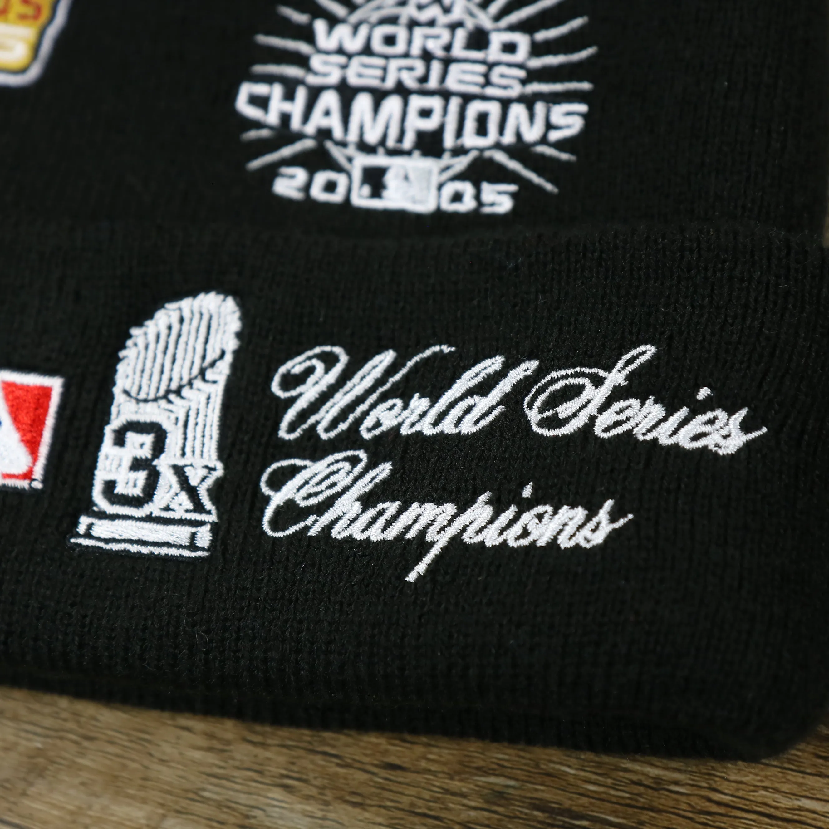 Chicago White Sox All Over World Series Side Patch 3x Champion Knit Cuff Beanie | New Era, Black