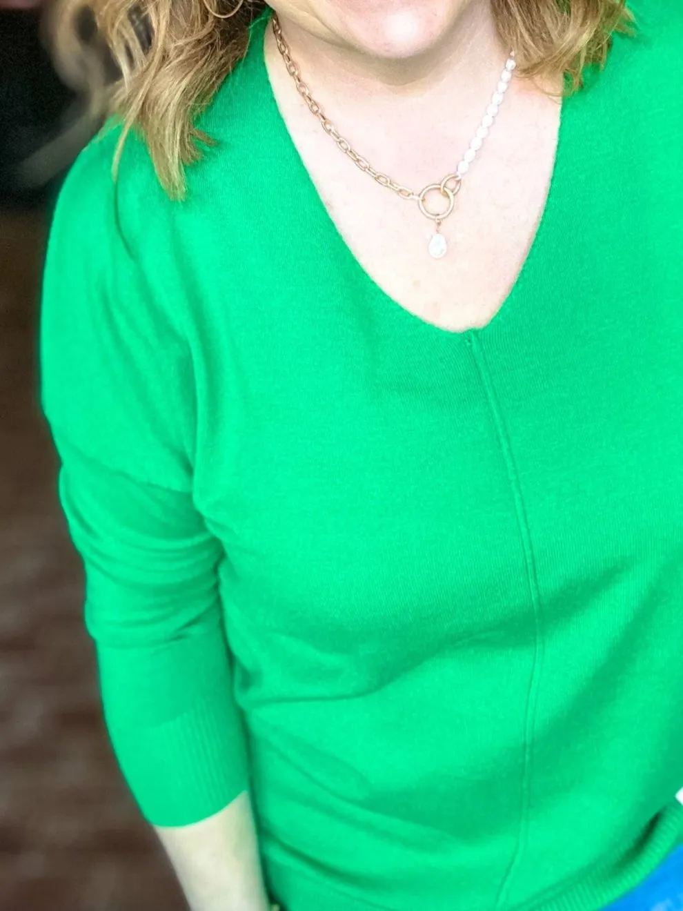 Light V neck Pullover-Kelly Green