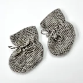 Olivier London Grey Cashmere Booties: 0-6 Months